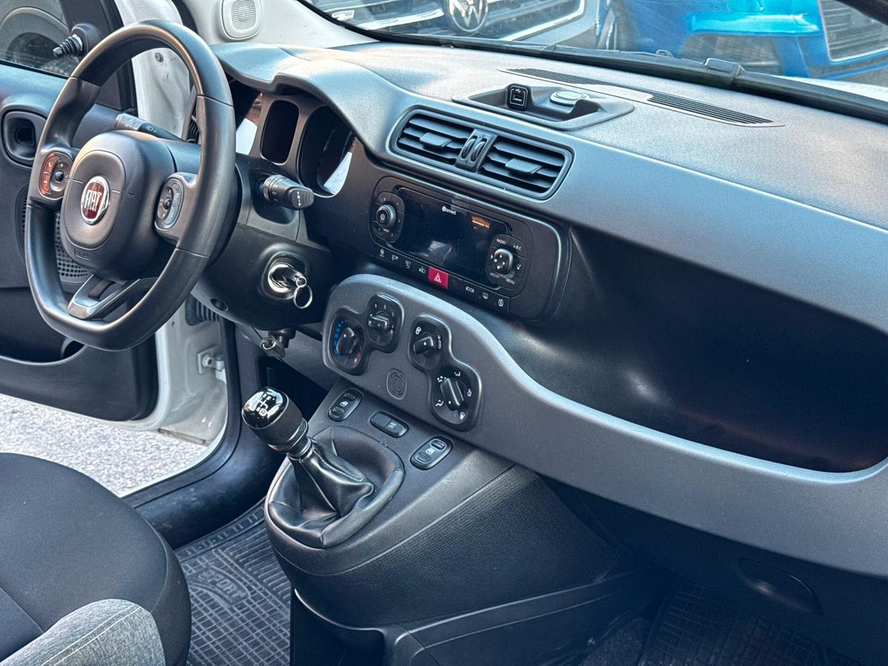 Fiat Panda 1.0 FireFly S&S Hybrid Red