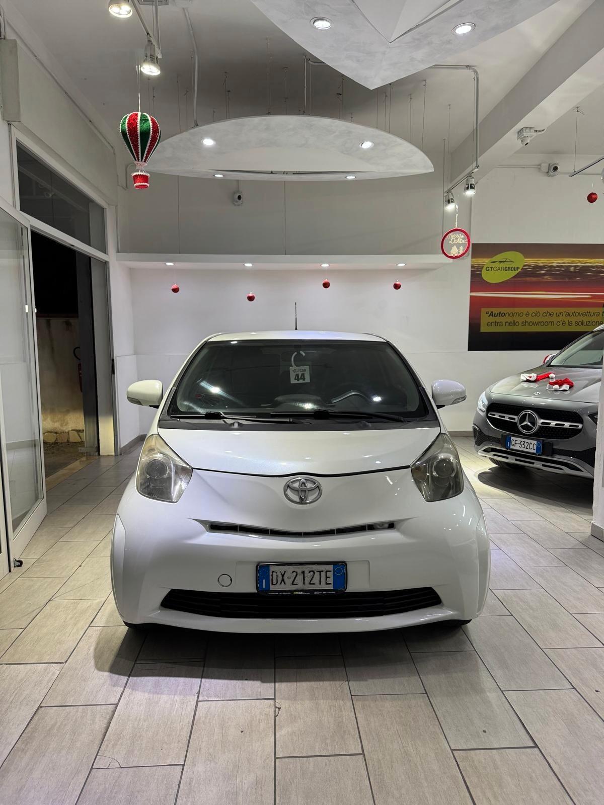 Toyota iQ 1.0