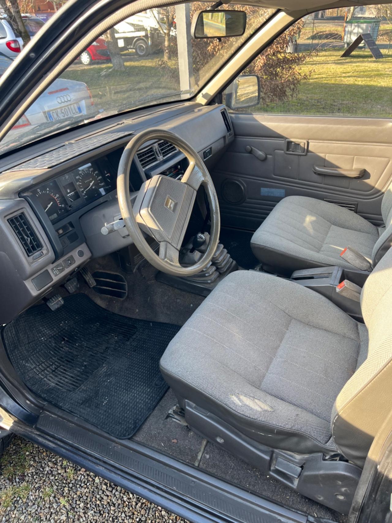 Nissan Pick Up King cab