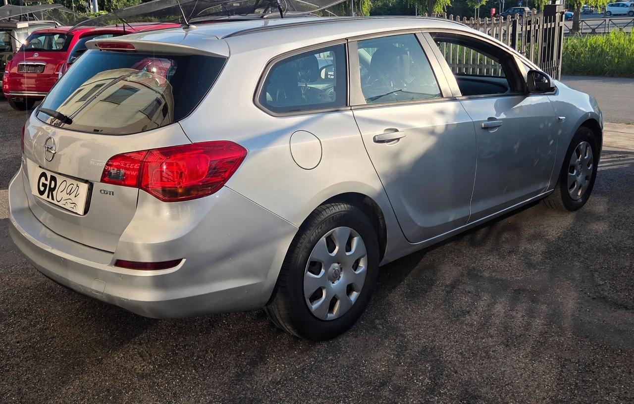 Opel Astra 1.7 CDTI 110CV Sports Tourer Cosmo
