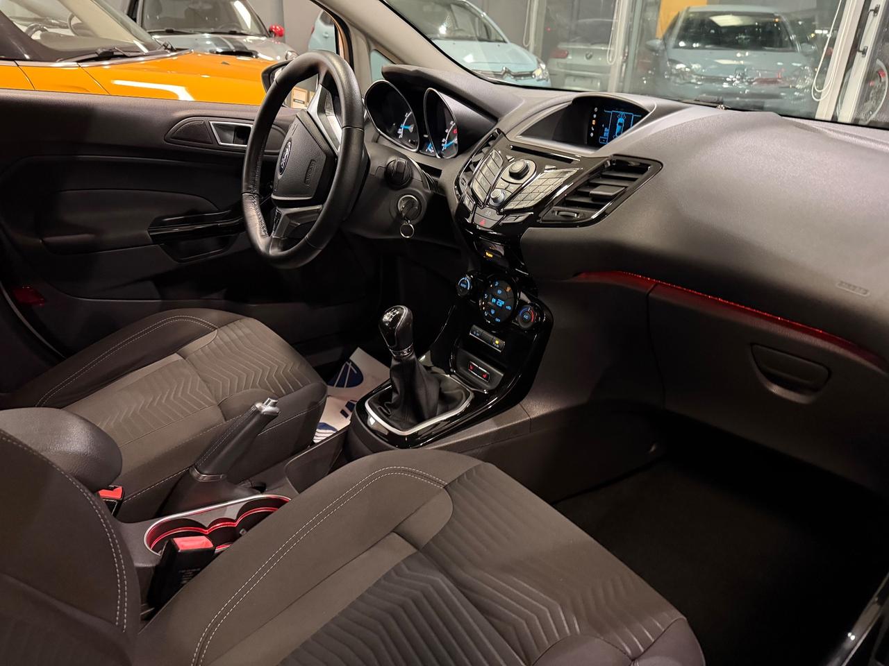 Ford Fiesta 1.0 100CV 5 porte Titanium Neopatentati
