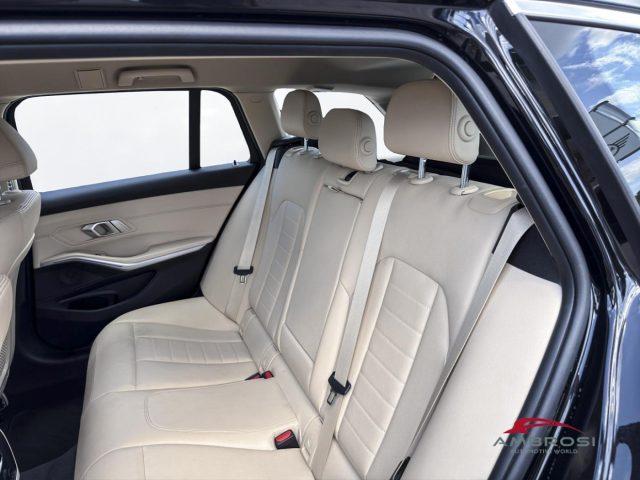 BMW 320 Serie 3 d Luxury auto