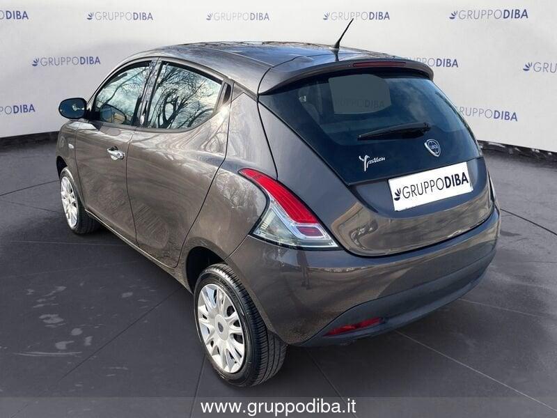 Lancia Ypsilon III 2011 Benzina 0.9 t.air Silver ecochic metano 80cv