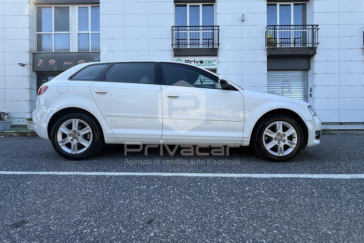AUDI A3 SPB 1.6 TDI 105 CV CR Attraction