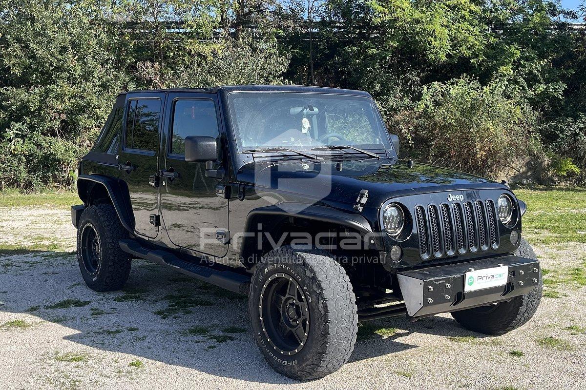 JEEP Wrangler Unlimited 2.8 CRD DPF Sahara Auto