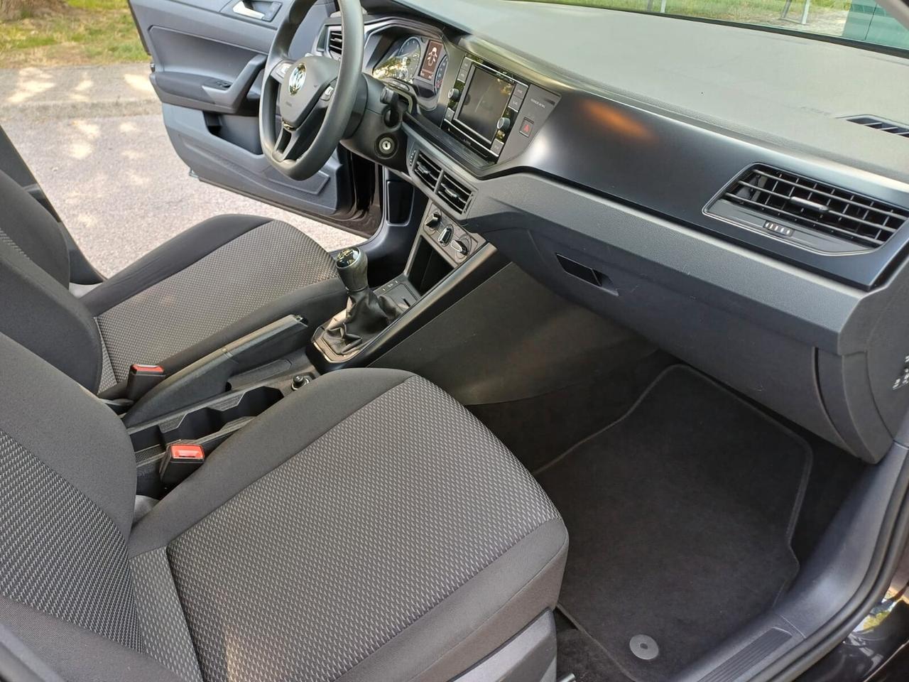 Volkswagen Polo 1.0 MPI 65 cv 5 porte Trendline BMT