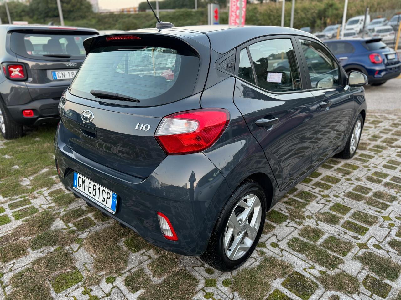 Hyundai i10 1.0 Automatica Tech Connect Pack