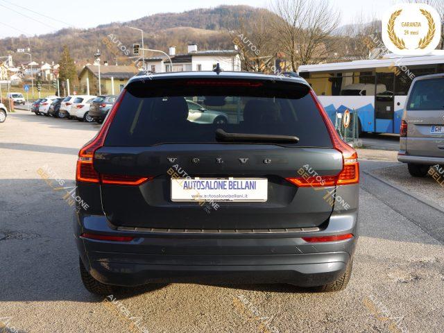 VOLVO XC60 B4 (d) awd Geartronic Momentum (GOOGLE)