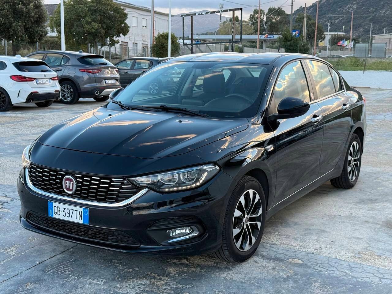 Fiat Tipo 1.6 Mjt 4 porte Mirror