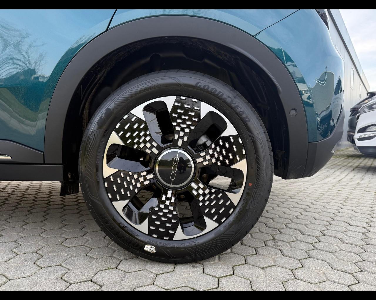 FIAT 600 - 600 1.2 HYBRID LA PRIMA 145CV AUTO