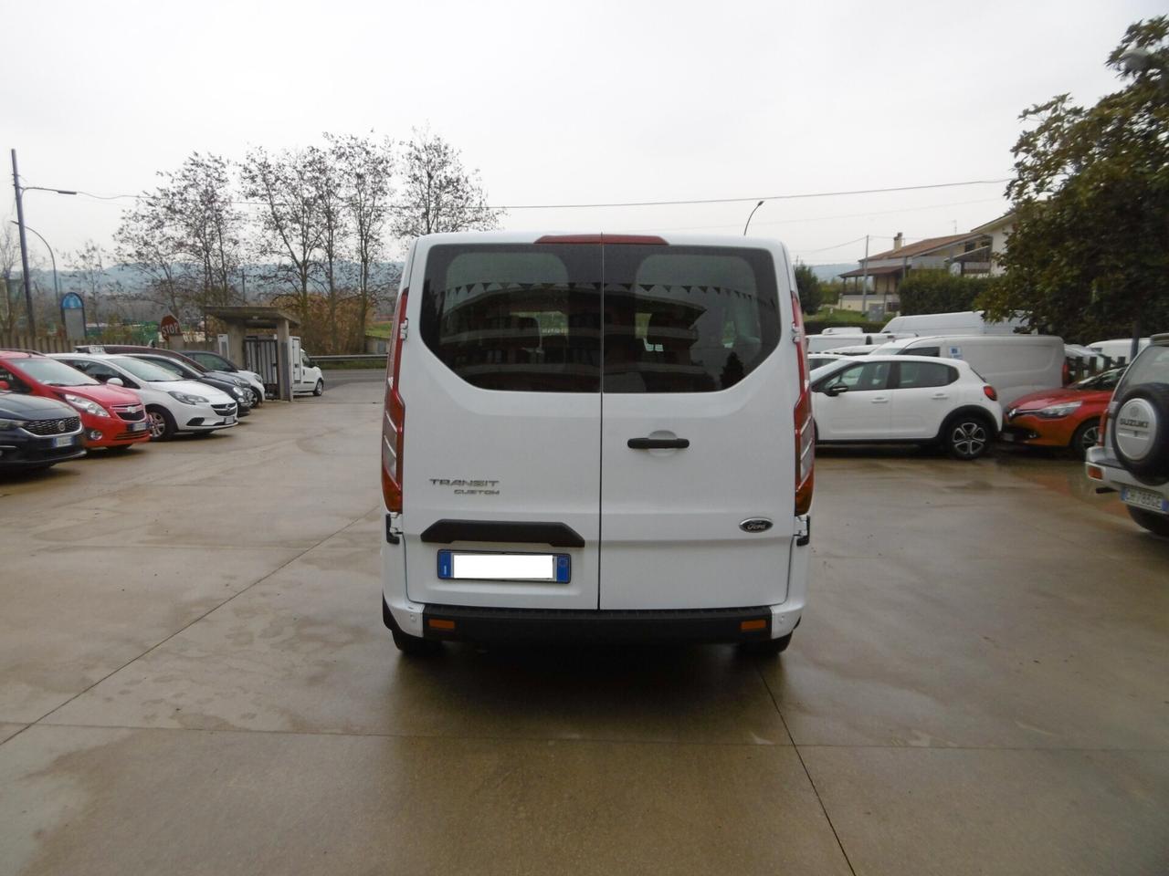 Ford TRANSIT CUSTOM 2.0 Tdci-EcoBlue 130cv 9 POSTI