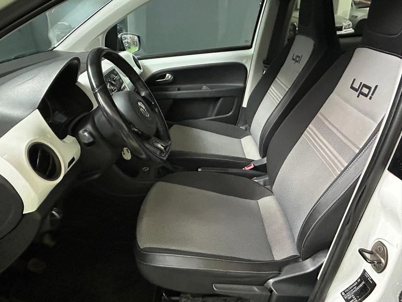 Volkswagen up! 1.0 75 CV 5p. high