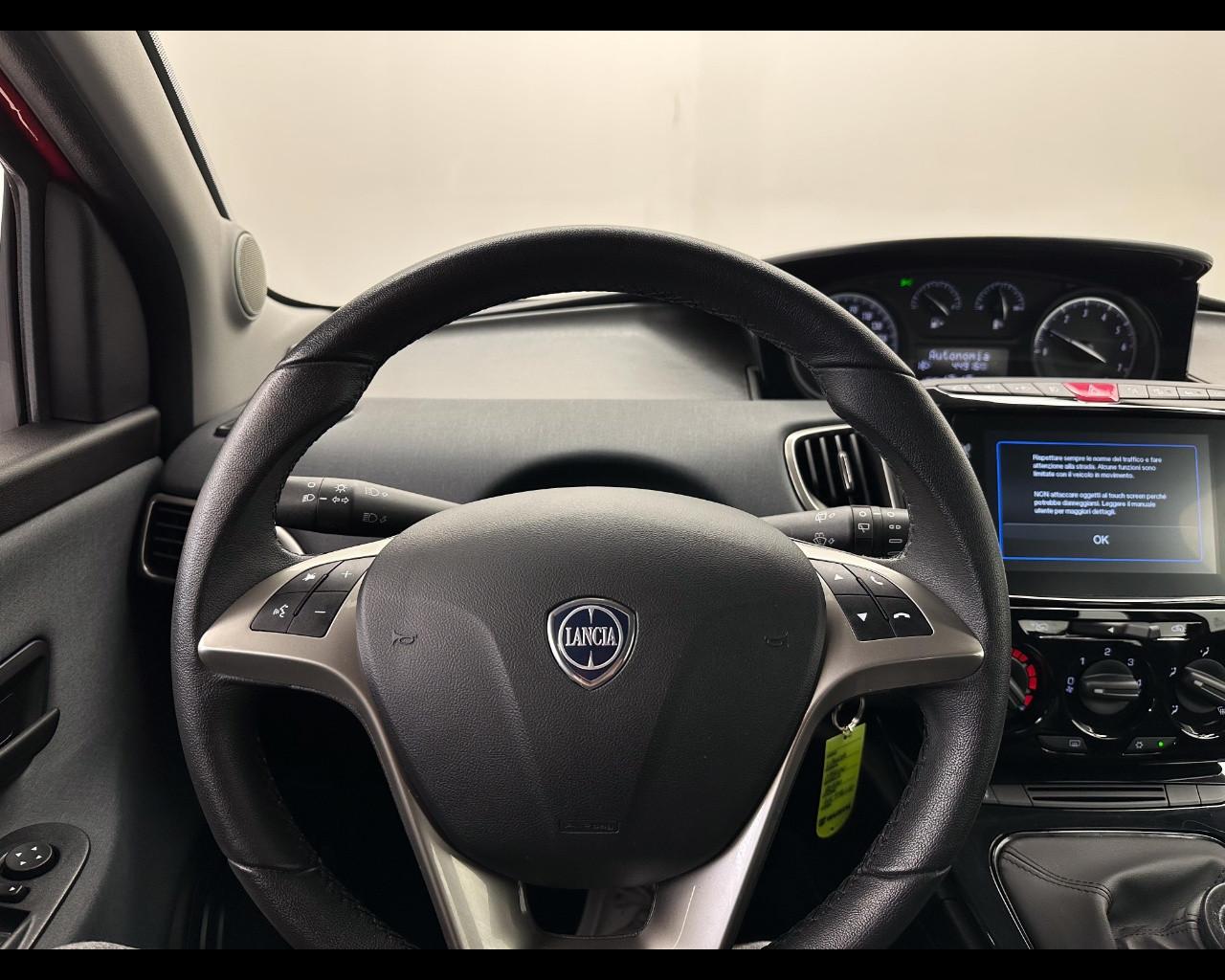 LANCIA Ypsilon 1.0 FireFly 5 porte S&S Hybrid Gold