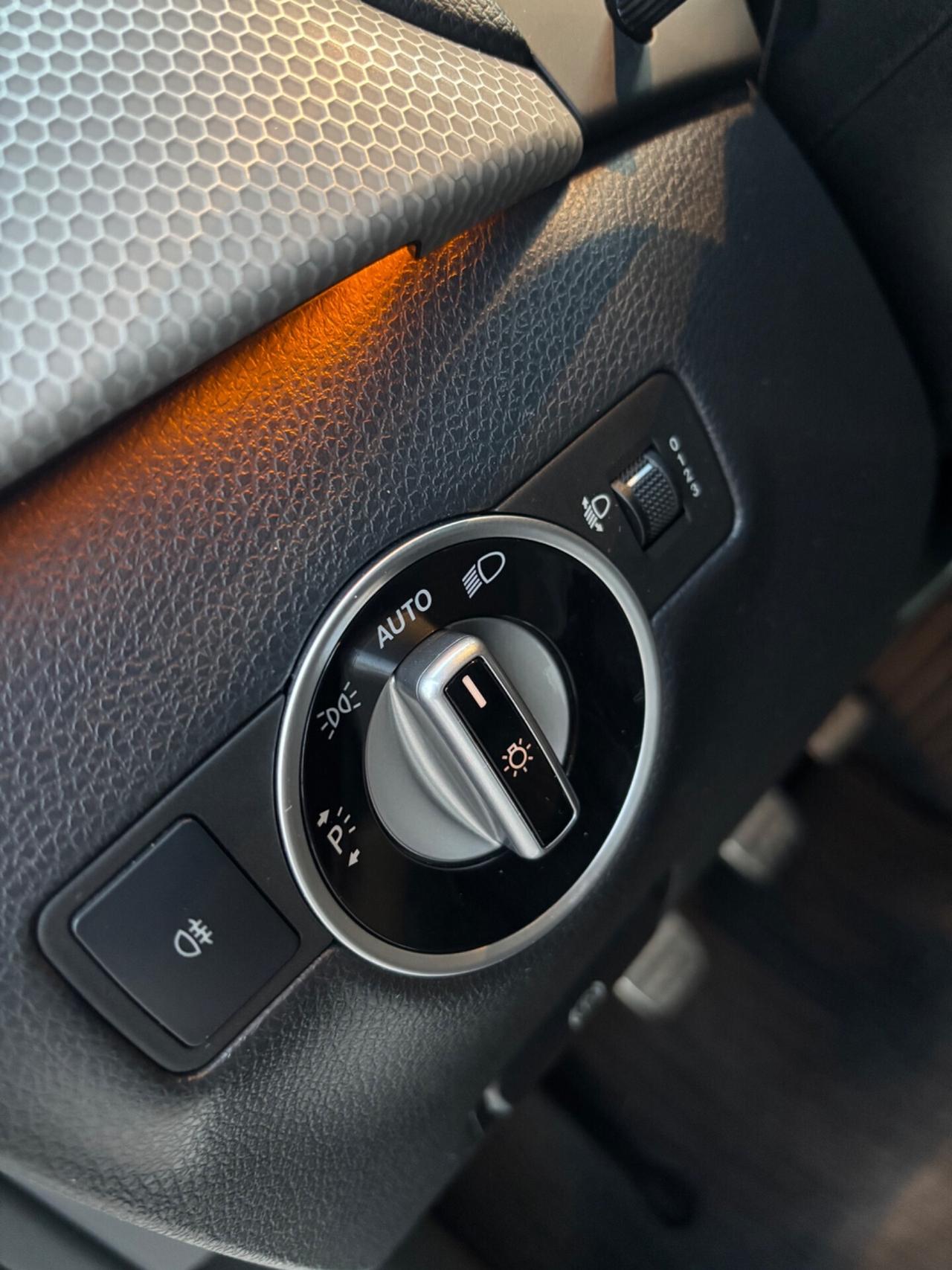 Mercedes-benz B 180 CDI Executive ( motore mercedes )