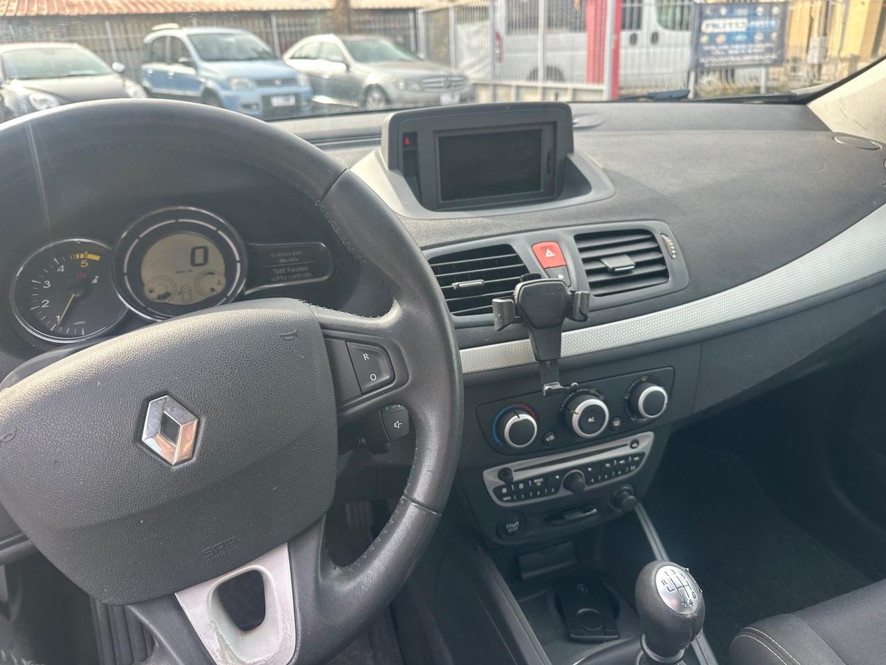 Renault Megane 1.5 DCI 110 CV Sportour Ecobusiness Premium