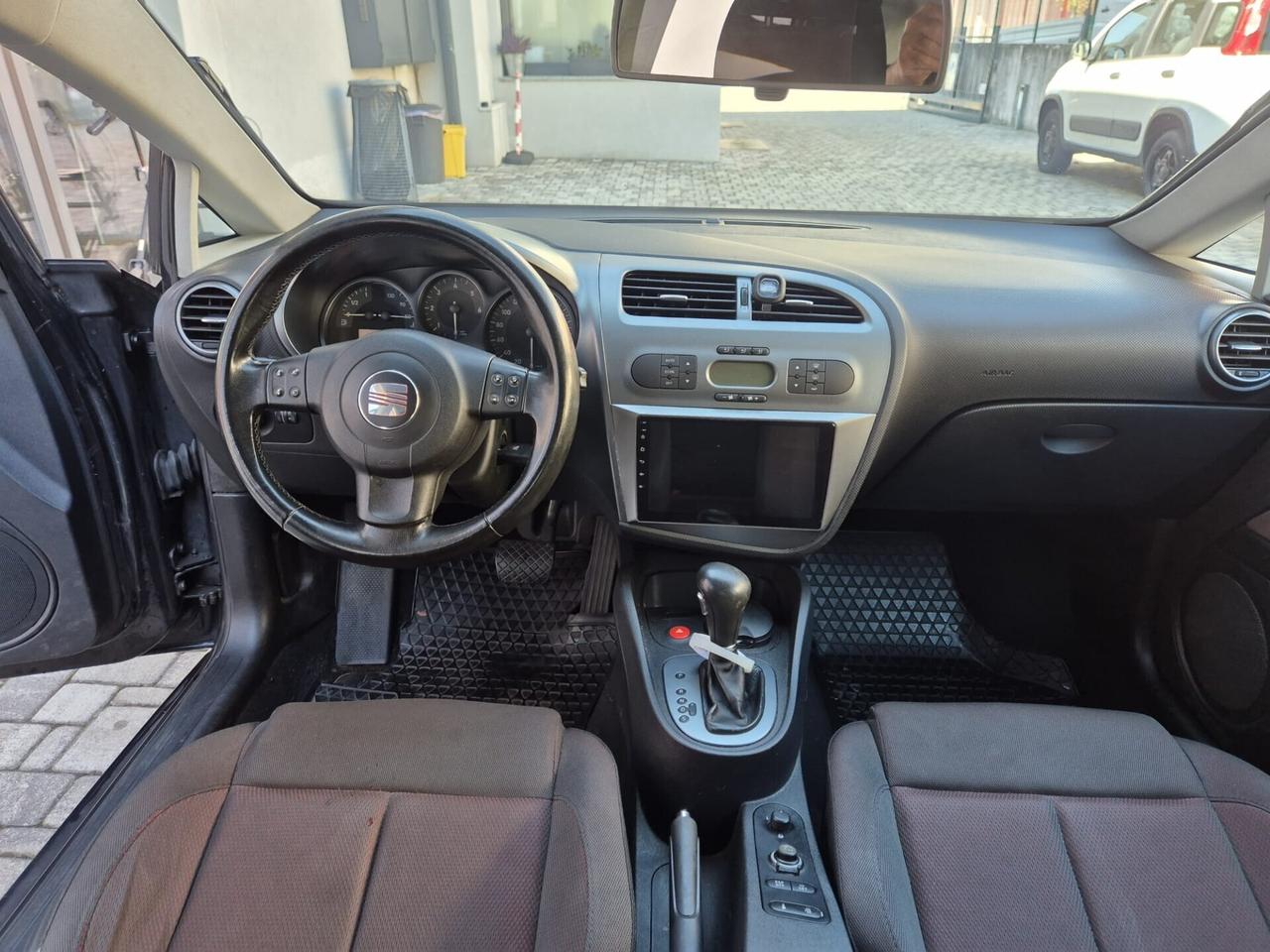 Seat Leon 2.0 16V TDI AUTOMATICA