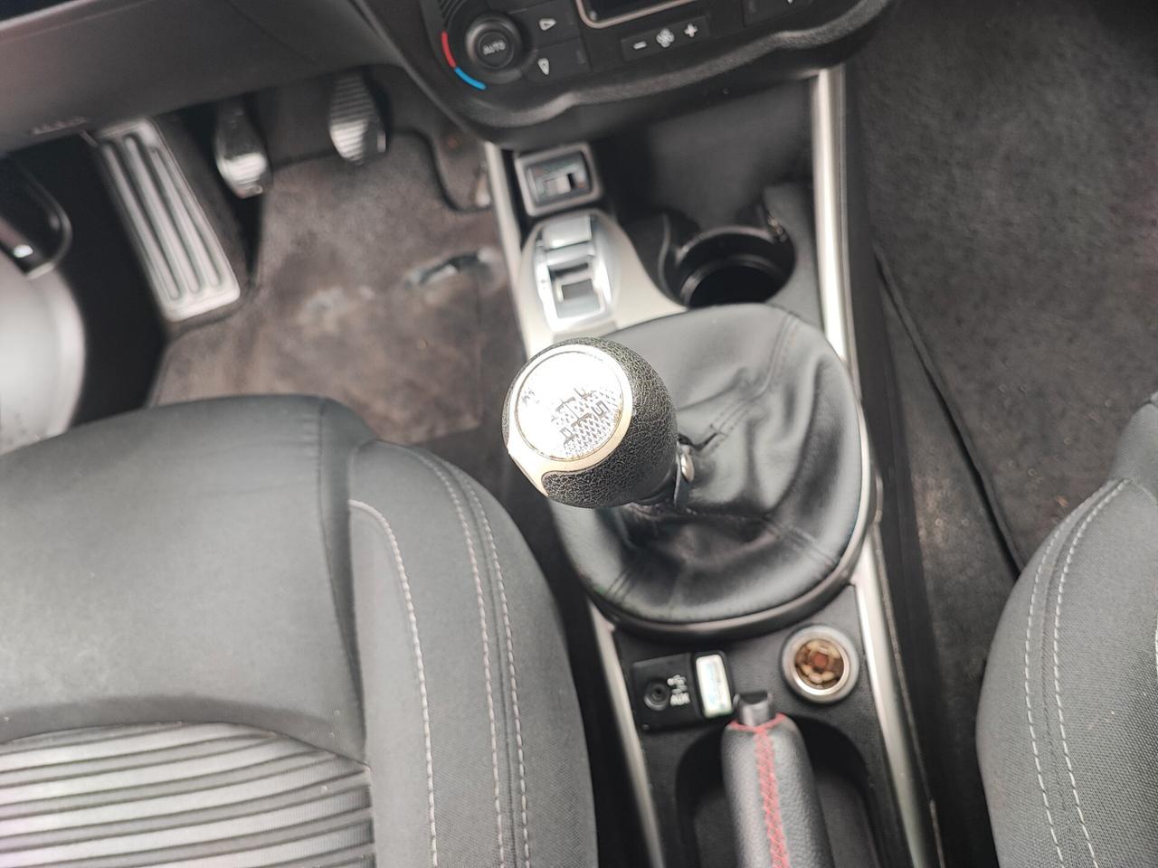 Alfa Romeo MiTo 1.4 T 120 CV GPL Distinctive Sport Pack