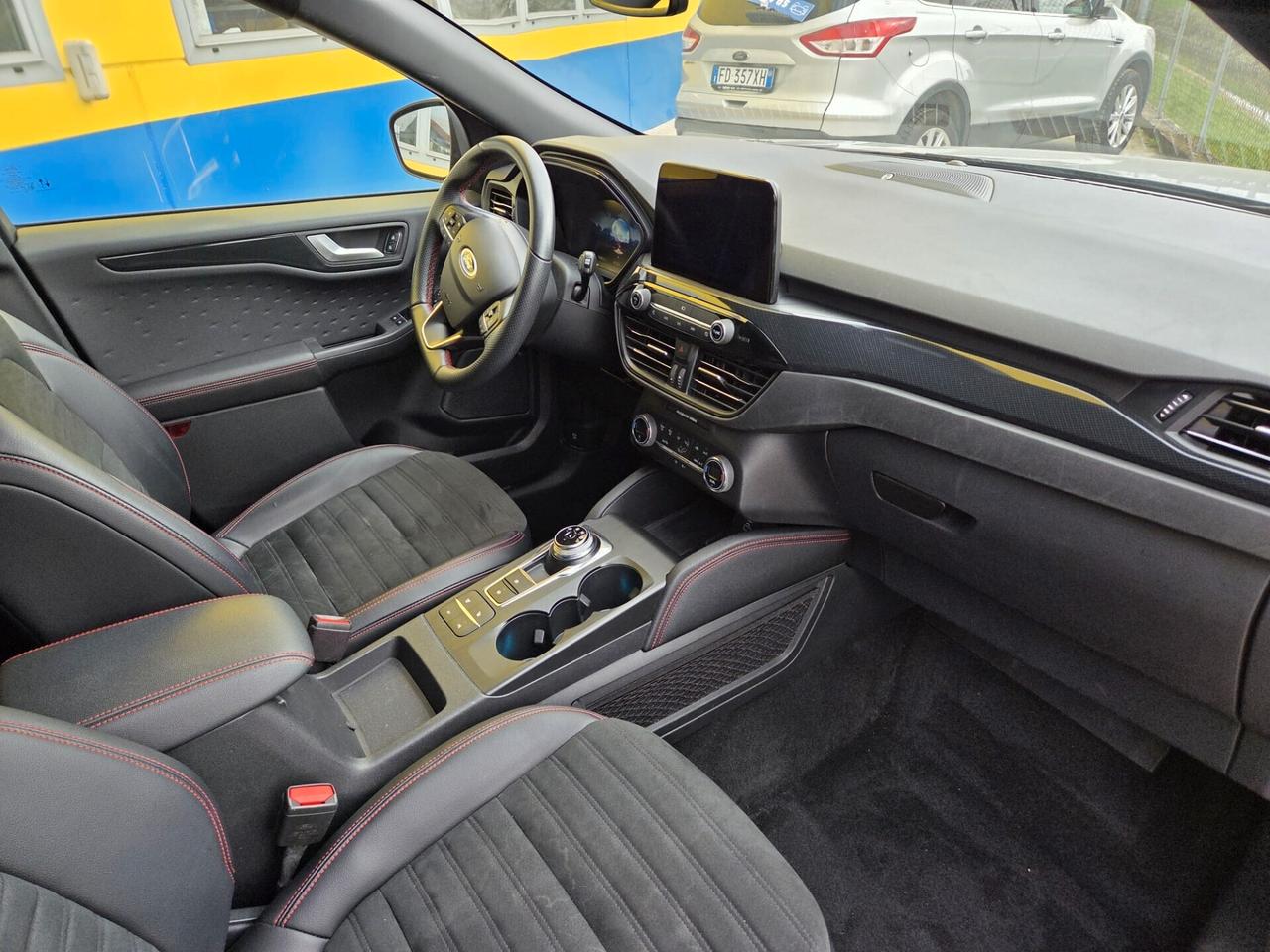 Ford Kuga Plug In Hybrid ST-Line X - 2021
