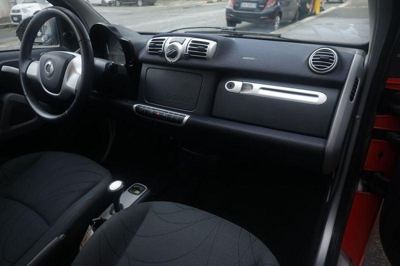 smart fortwo Smart Fortwo 1.0 mhd Passion 71cv FL ANNO 2011