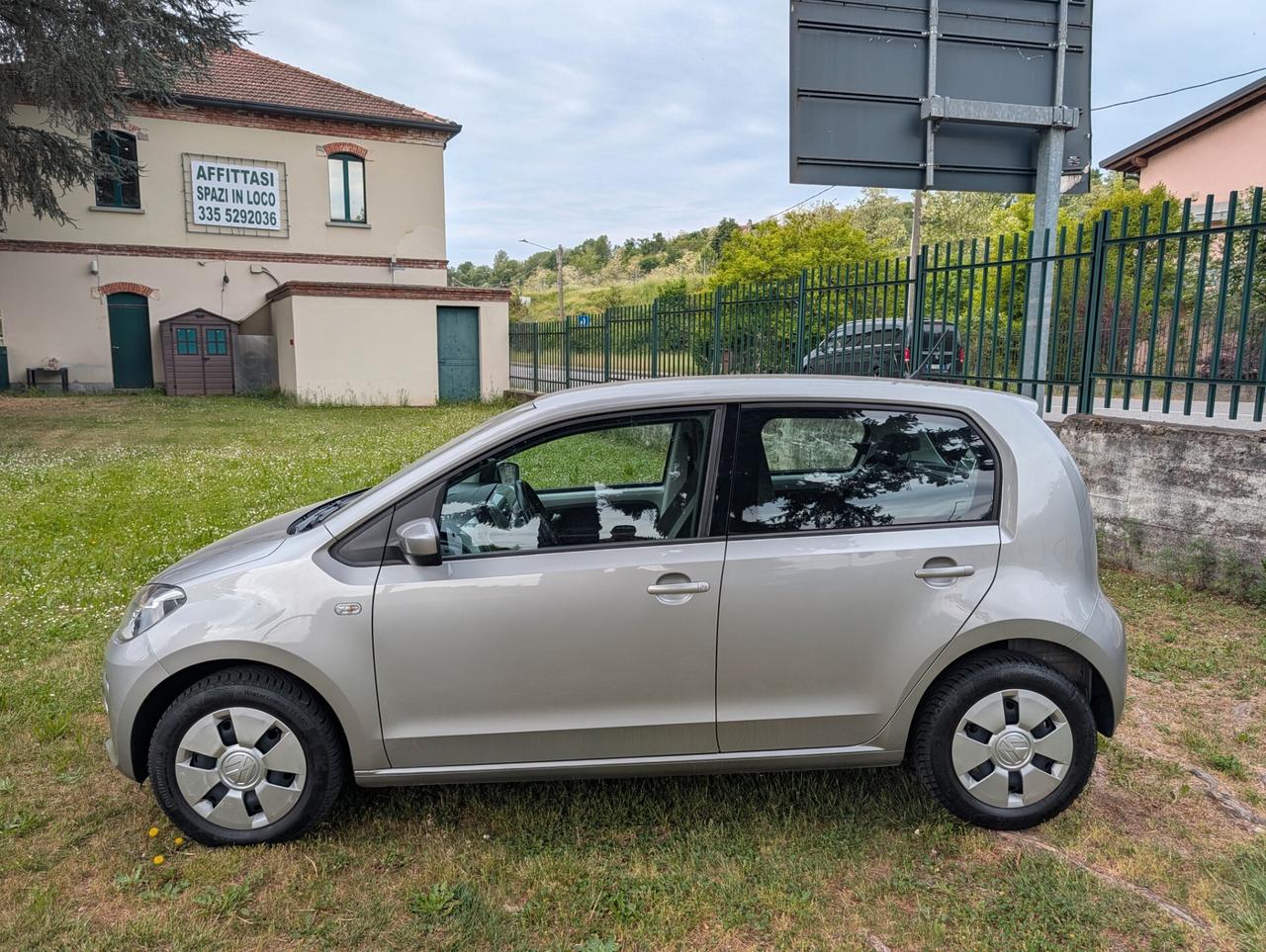 Volkswagen up! 1.0 75 CV 5p. move OK NEOPATENTATI