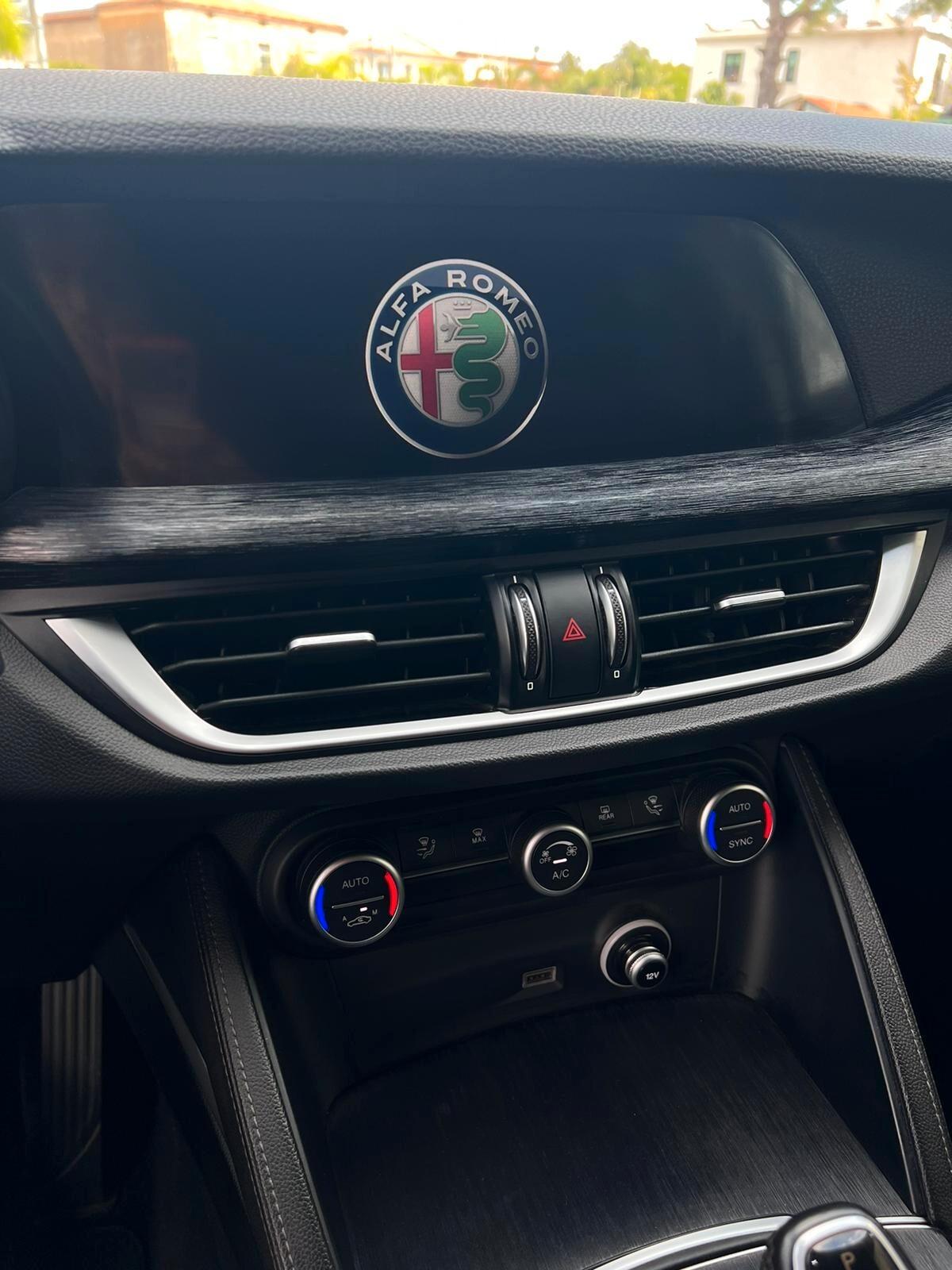 Alfa Romeo Stelvio 2.2 Turbodiesel 190 CV AT8 Q4 Executive