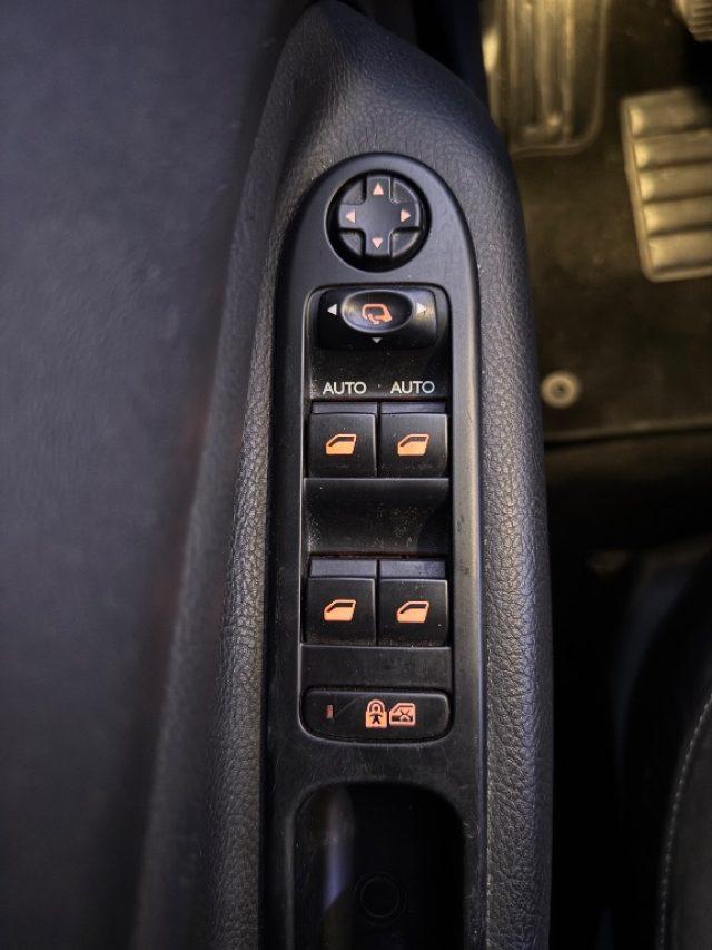 CITROEN C3 Picasso 1.4 VTi 95 Exclusive Limited