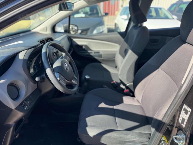TOYOTA Yaris 1.0 5 porte Cool