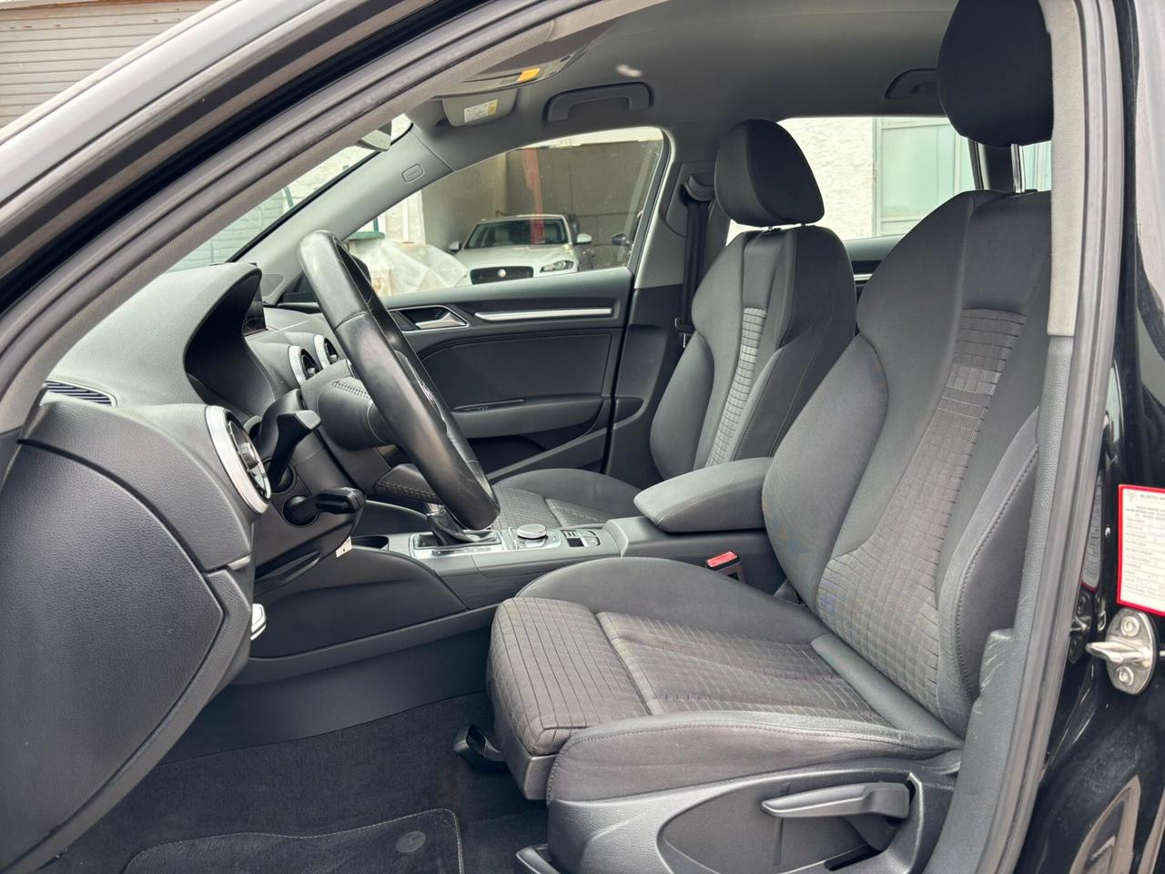 Audi A3 SPB 1.6 TDI 116 CV S tronic Design