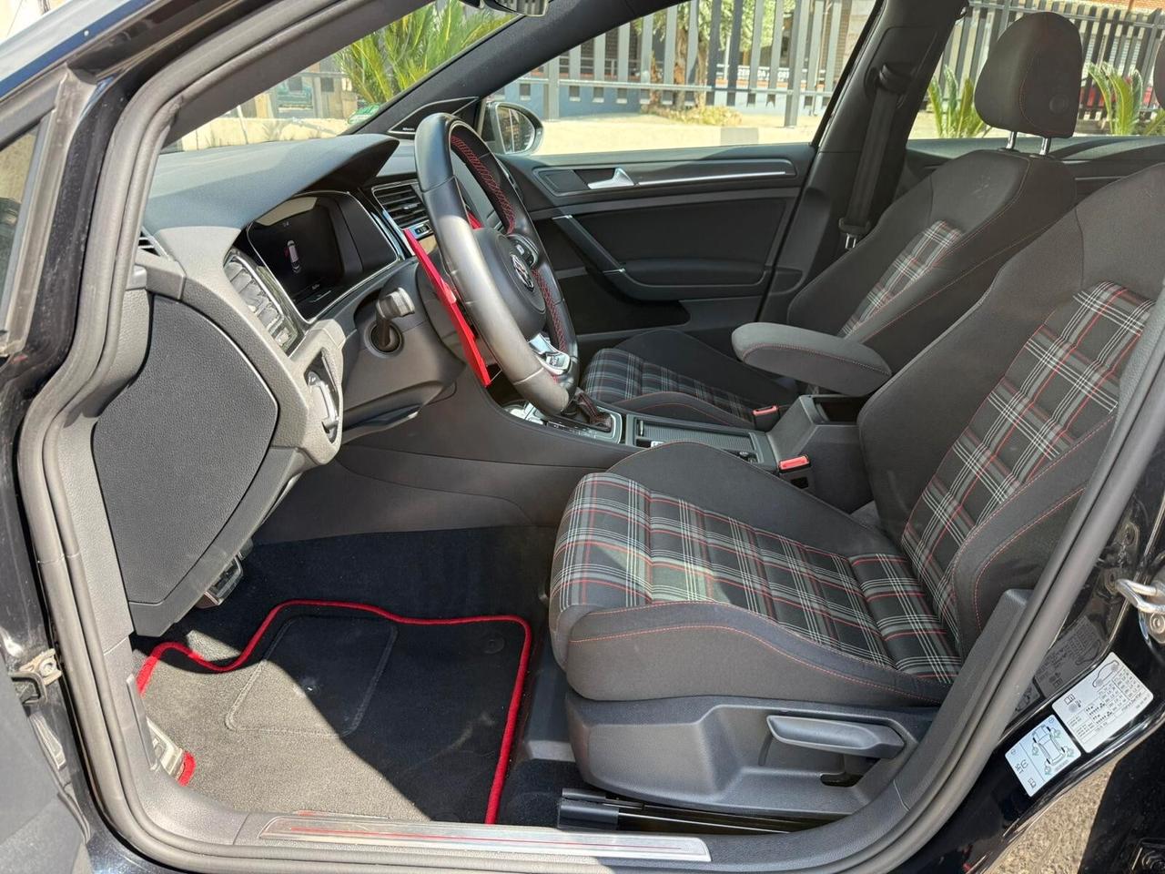 Volkswagen Golf VII GTI Performance 2.0 245 CV TSI 5p. BMT