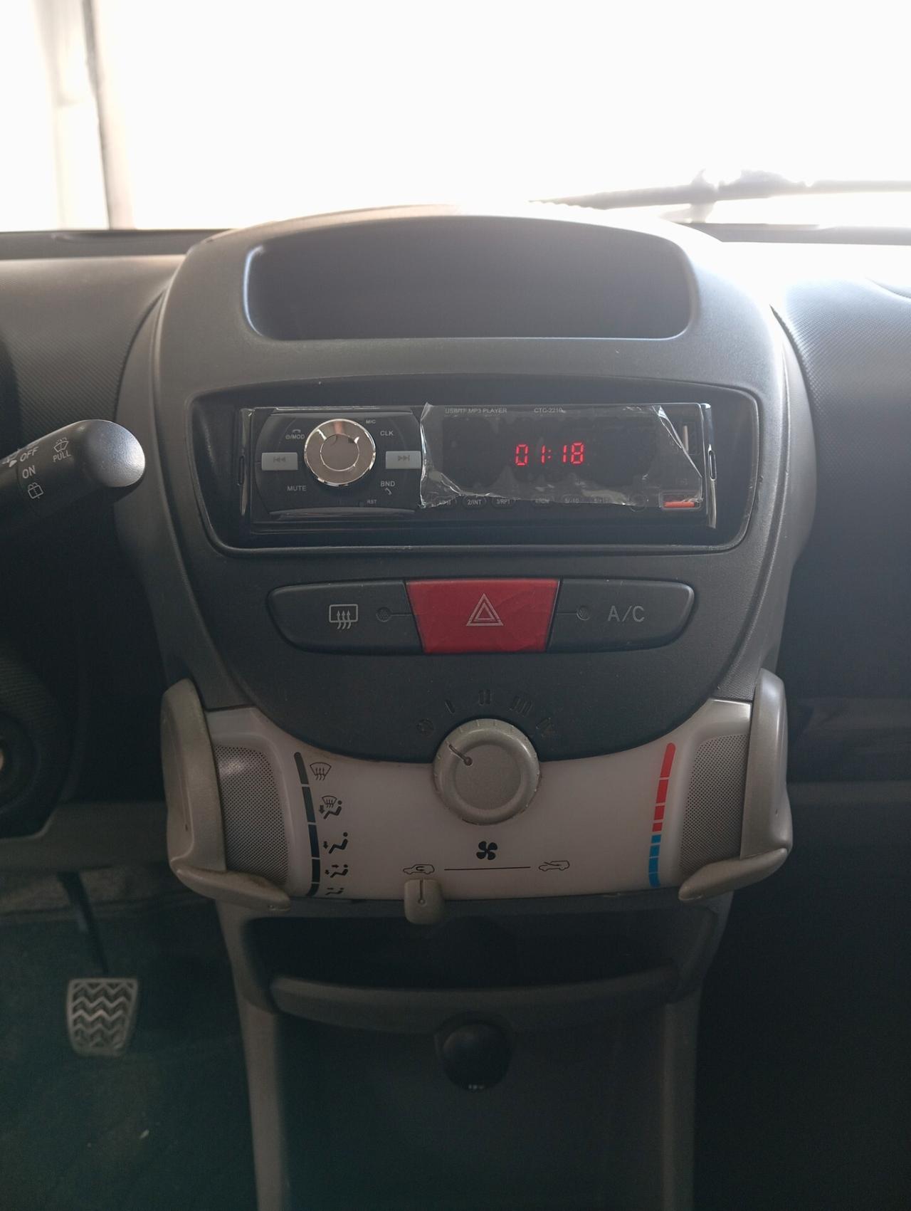 Citroen C1 1.0 benzina automatica CON GARANZIA