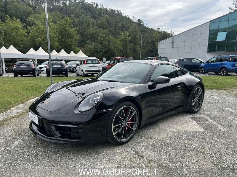 Porsche 911 (992) Carrera 4S