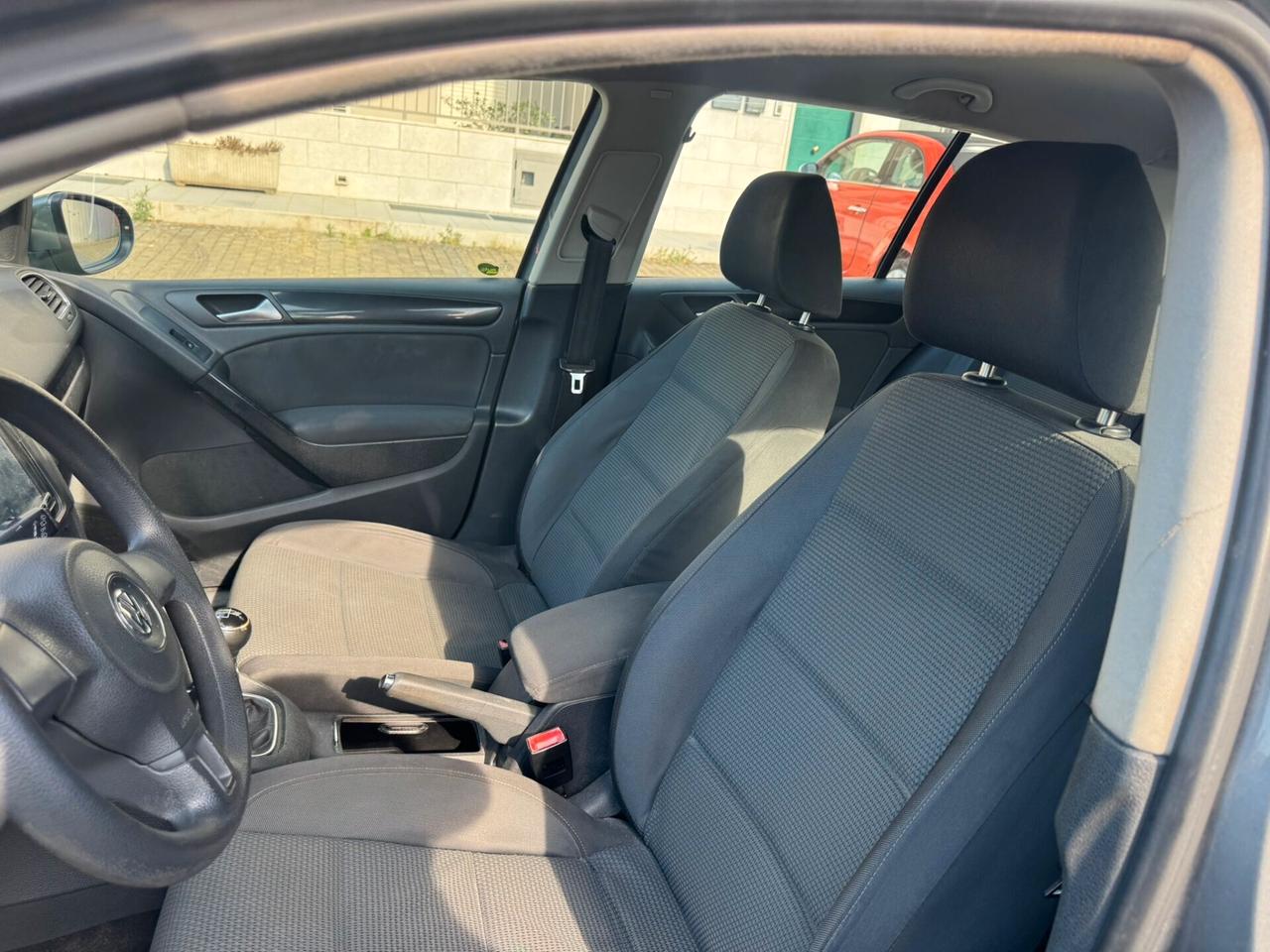 Volkswagen Golf 1.6 TDI DPF 5p. Comf. BlueM. Tech.