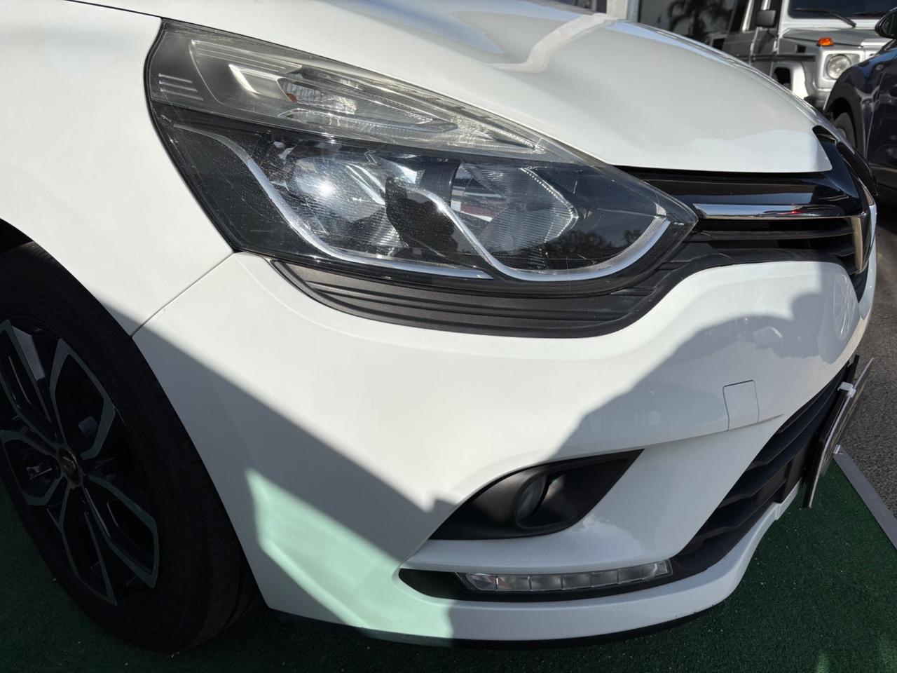 Renault Clio dCi 8V 75 CV Start&Stop 5 porte Energy Duel