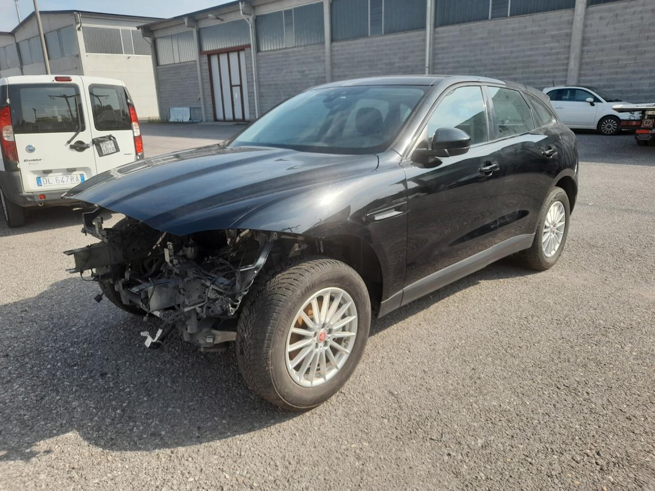 Jaguar F-Pace 2.0 D 180 CV AWD Prestige
