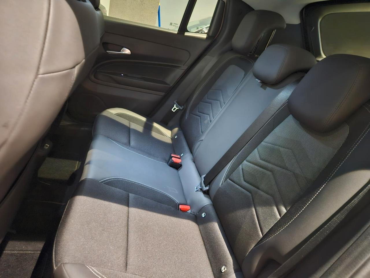 Jeep Avenger 1.2 Turbo 100 CV LIMITED 6.000 KM