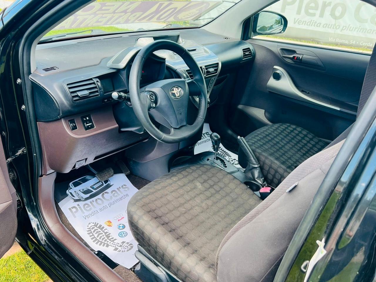 TOYOTA iQ 1.0 BENZINA AUTOMATICA