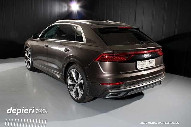 Audi Q8 50 TDI quattro tiptronic Sport S-line -MHEV