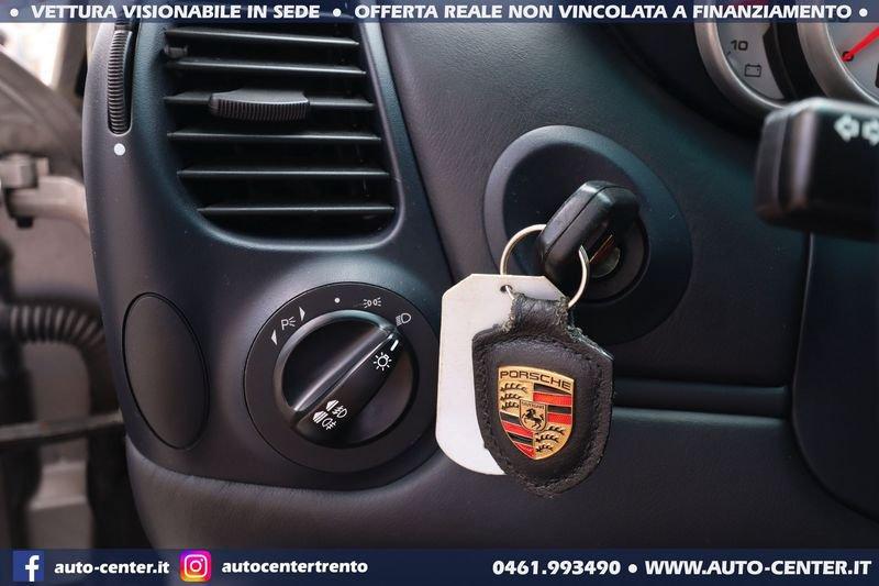 Porsche 911 996 Turbo Coupé MANUALE 3.6