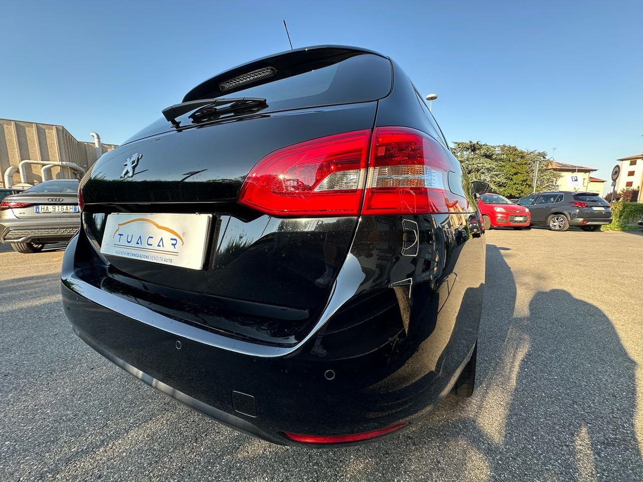 Peugeot 308 Allure 1.5 Blue HDI 130 #6489