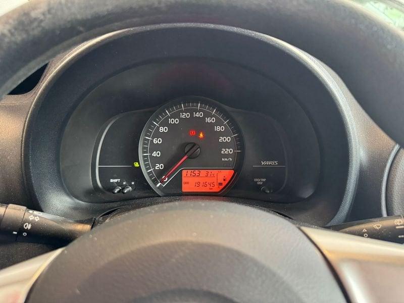 Toyota Yaris Yaris 1.0 5 porte Lounge