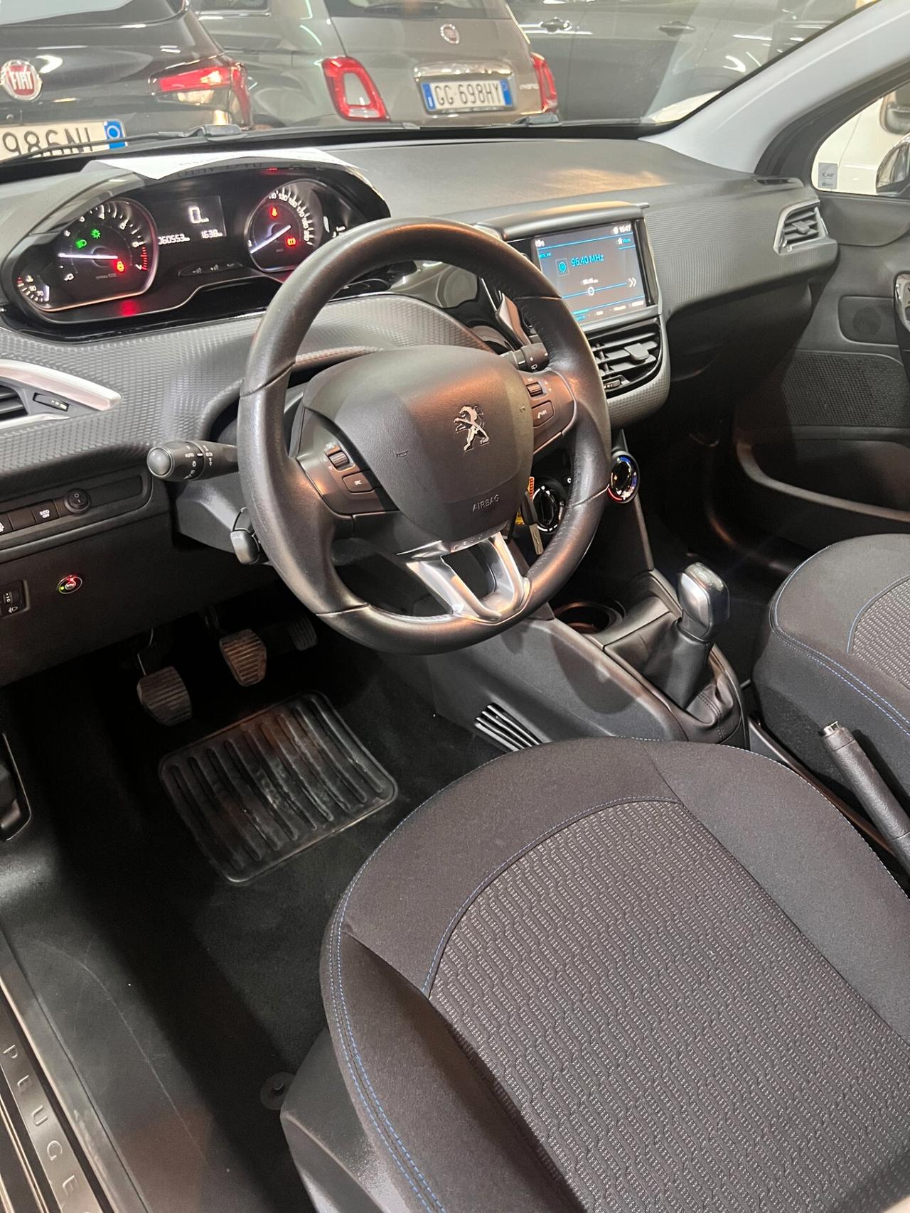 Peugeot 208 PureTech 82 5p. GPL Active