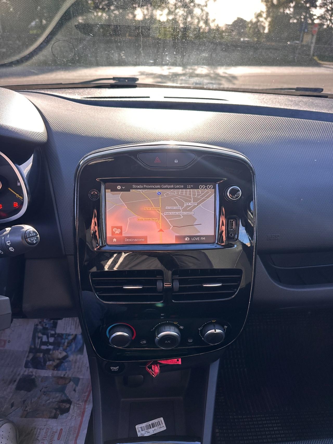 Renault Clio dCi 75CV-2016 NAVI/16"