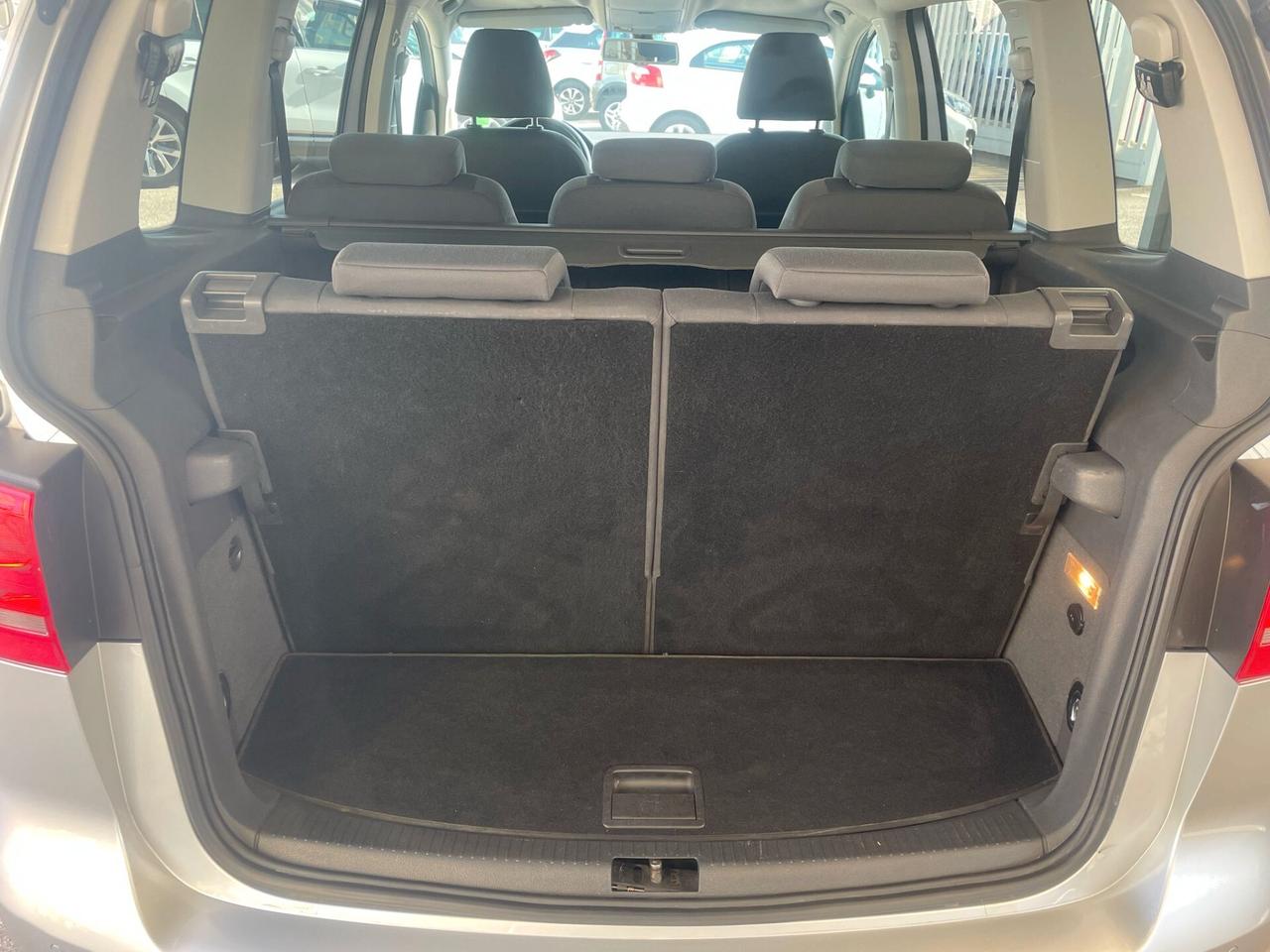 Volkswagen Touran 1.6 TDI Comfortline 7 posti