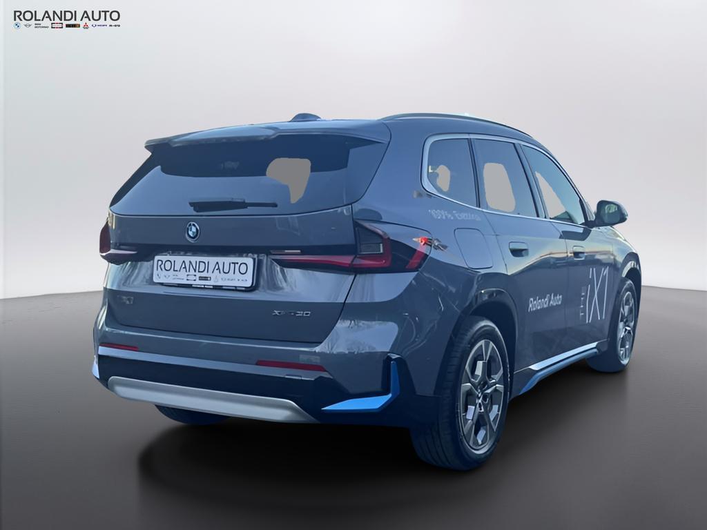 BMW iX1 30 xLine xDrive