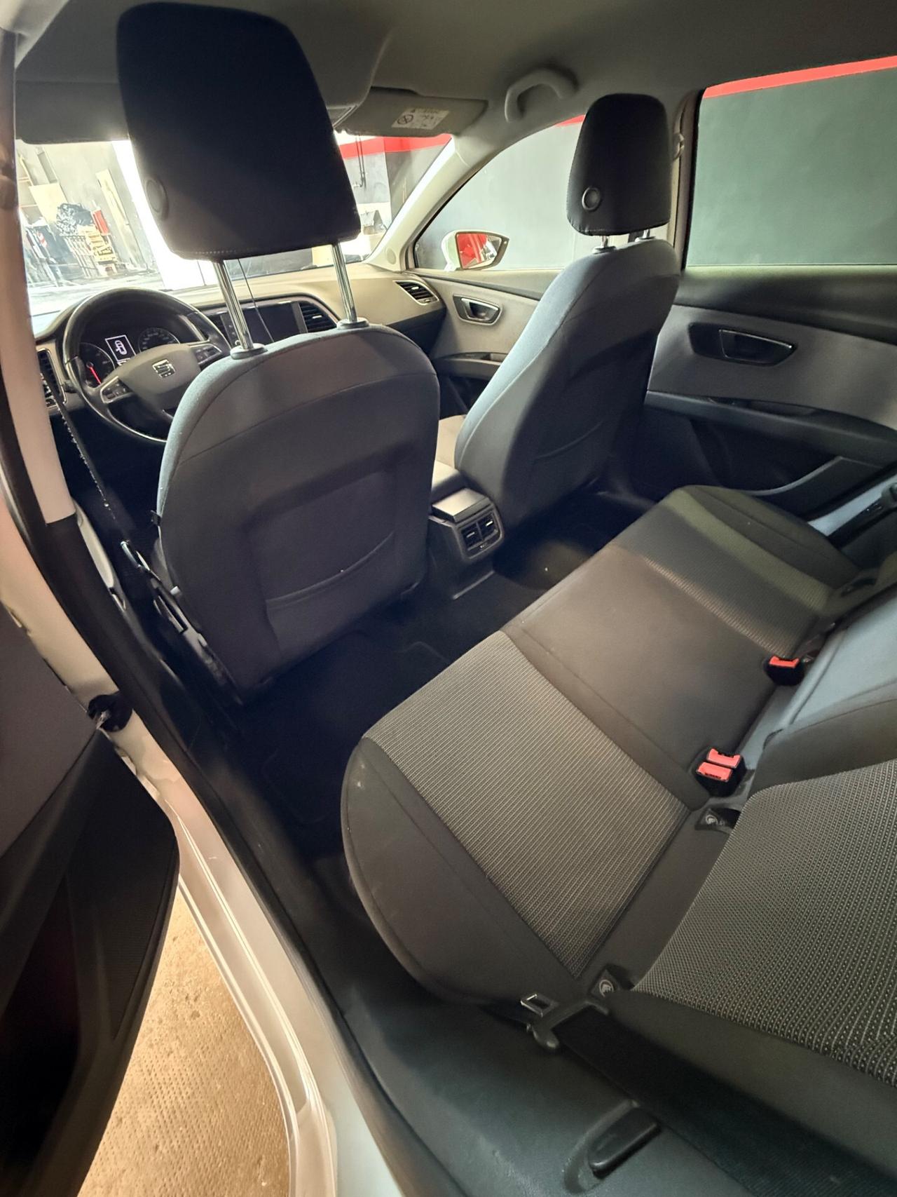 Seat Leon 1.4 TGI DSG ST Business HIGH