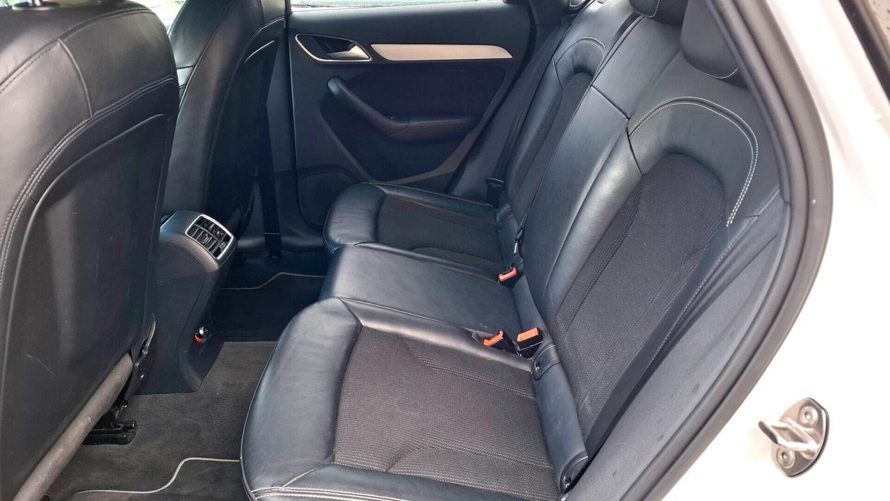 Q3 2.0 TDI 150 CV Sline
