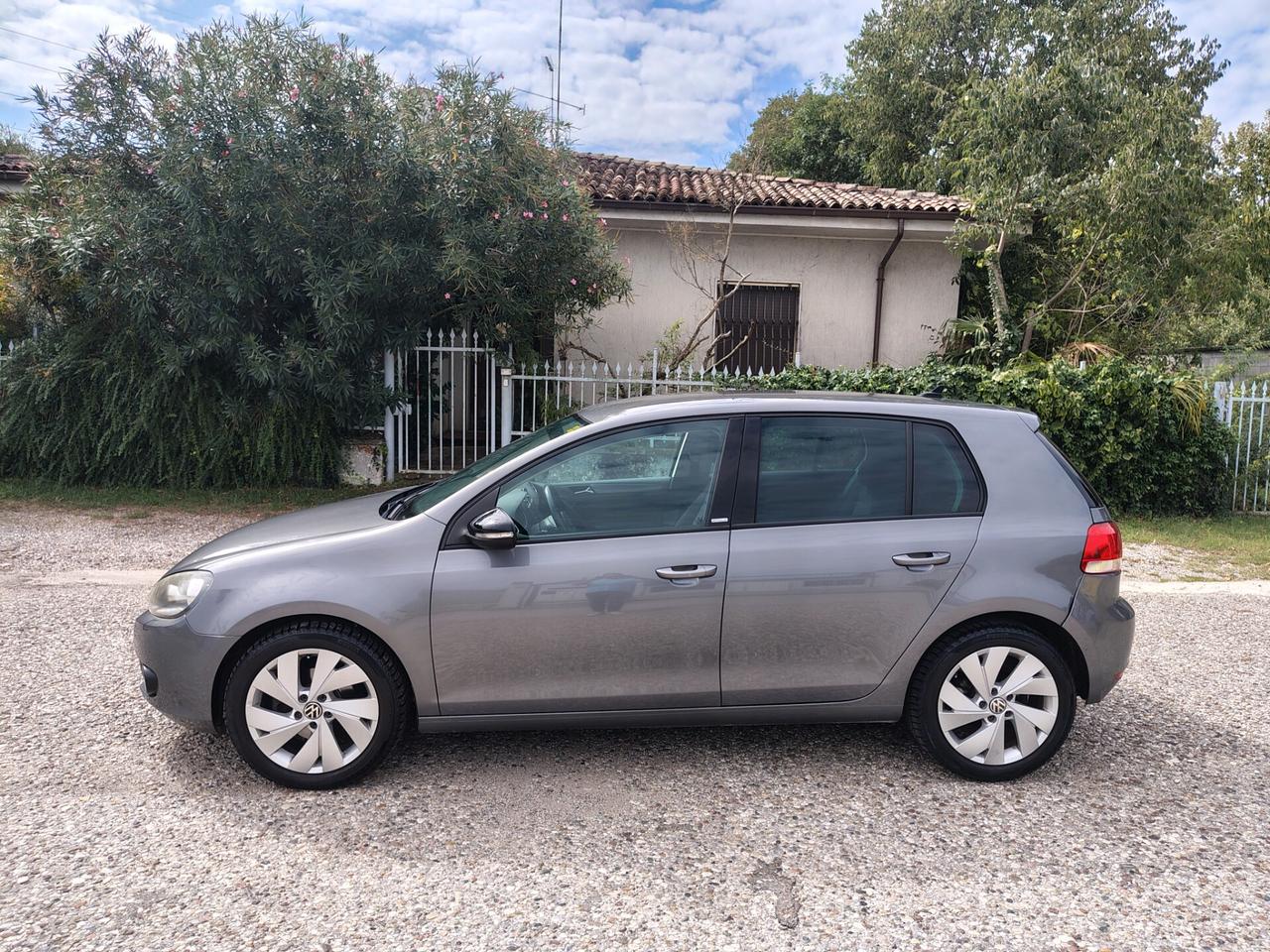 Volkswagen Golf 1.6 TDI DPF 5p. Highline STYLE. NAVIPLUS