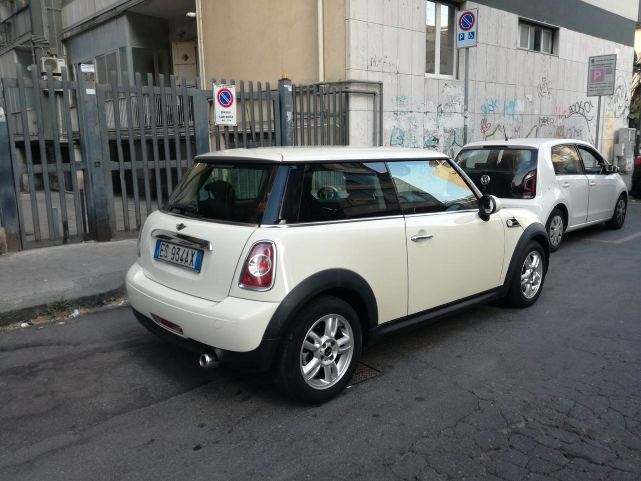 Mini Mini 1.6 16V Cooper D