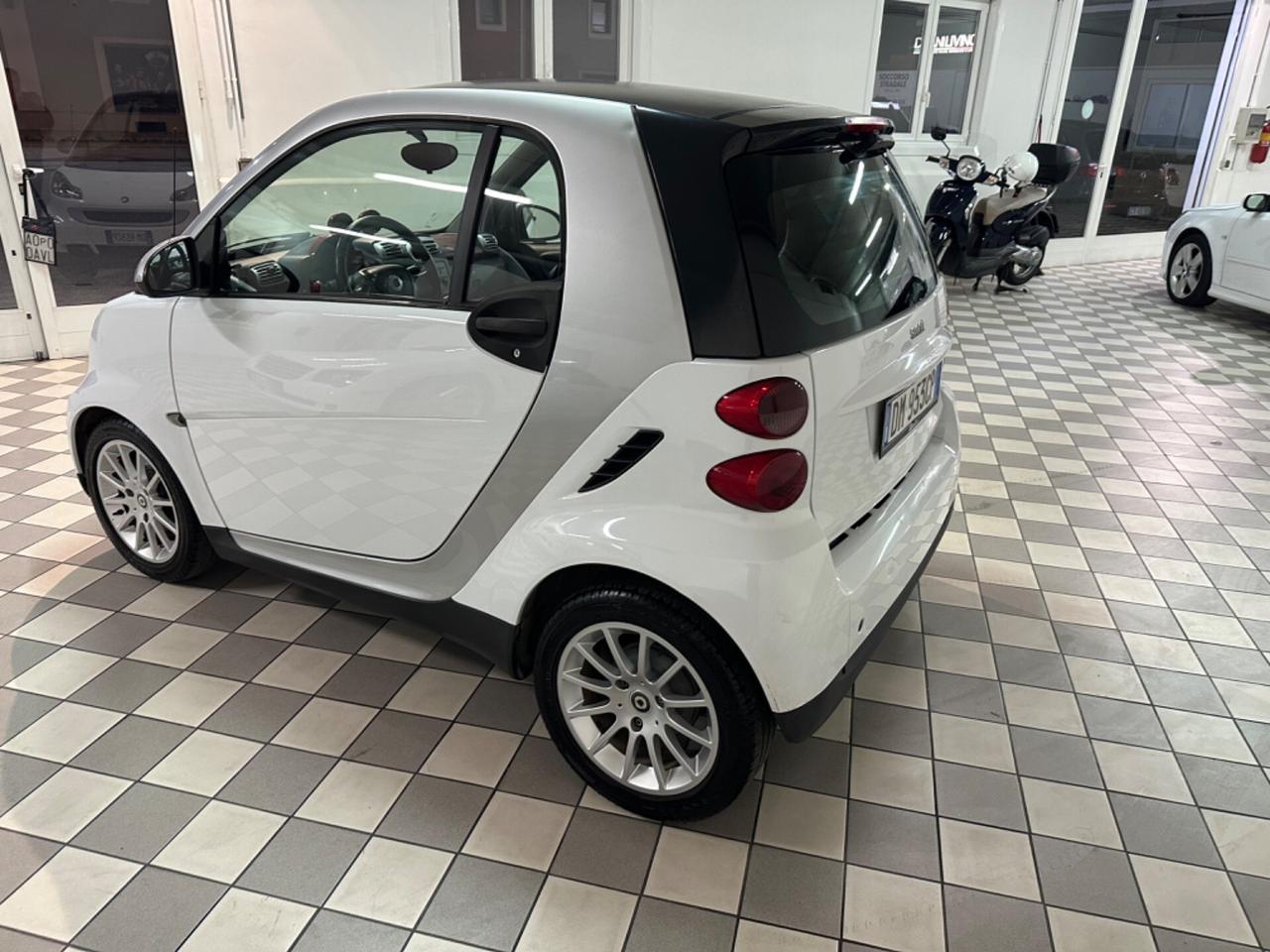 Smart ForTwo 1000 52 kW coupé passion