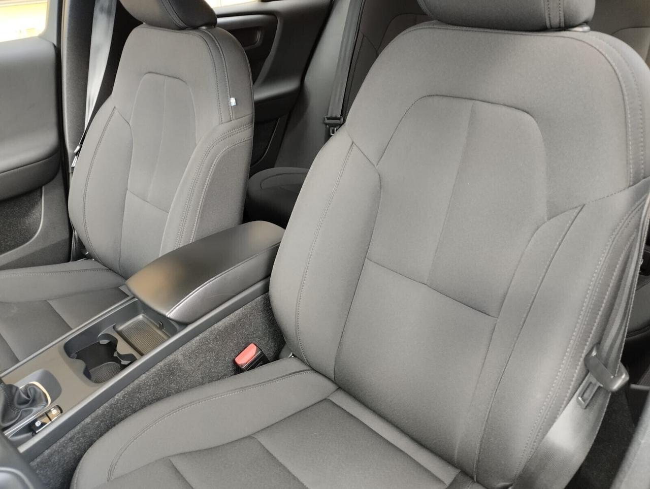 Volvo XC40 T2 Momentum Core